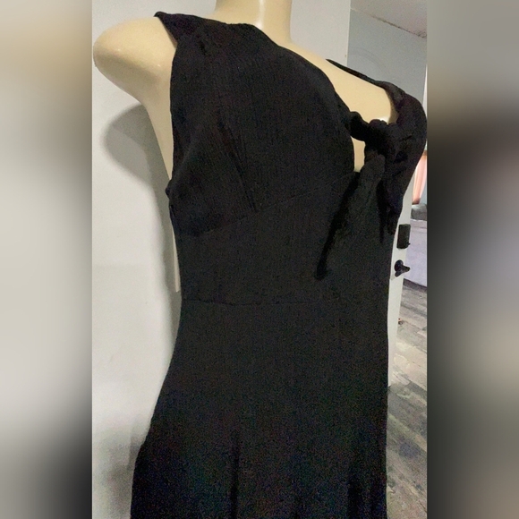 😍Elegant Black Sleeveless Dress Size L😍 - Picture 5 of 9